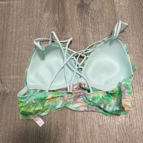 VS PINK Brallette - Picture 2 of 2